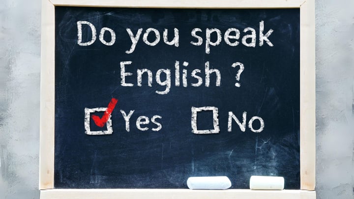 do you speak english writter in chalk (1)